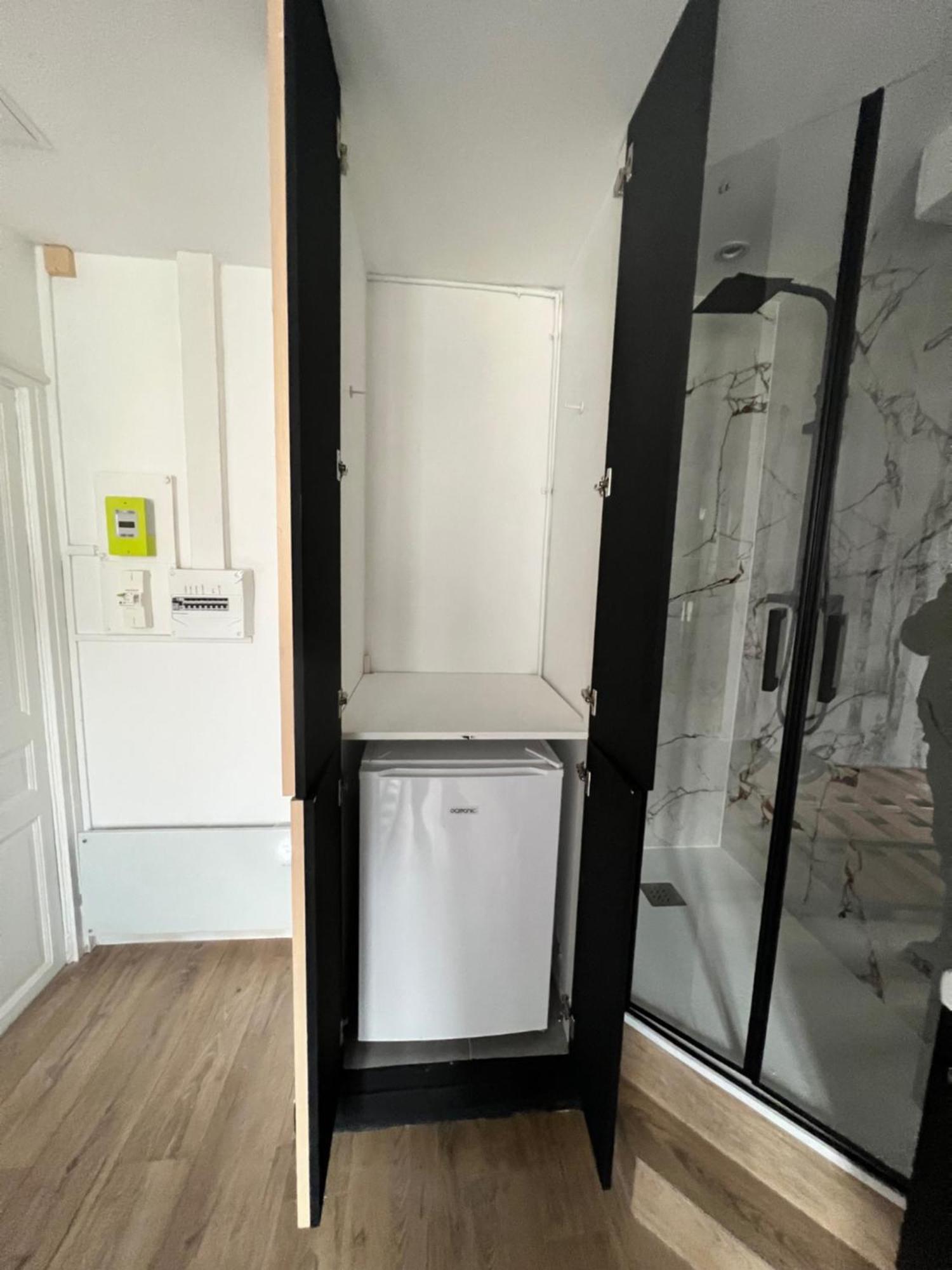 Batignolles, Montmartre Chambre 12M2 , Metro 13 Et 14 파리 외부 사진