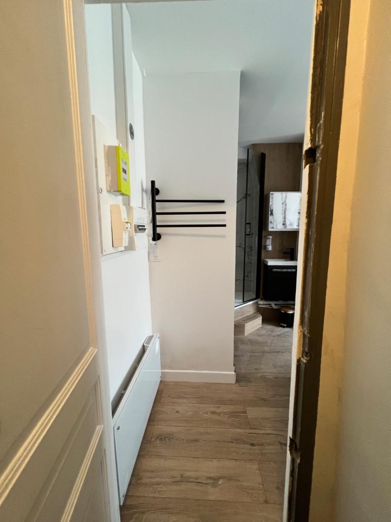 Batignolles, Montmartre Chambre 12M2 , Metro 13 Et 14 파리 외부 사진